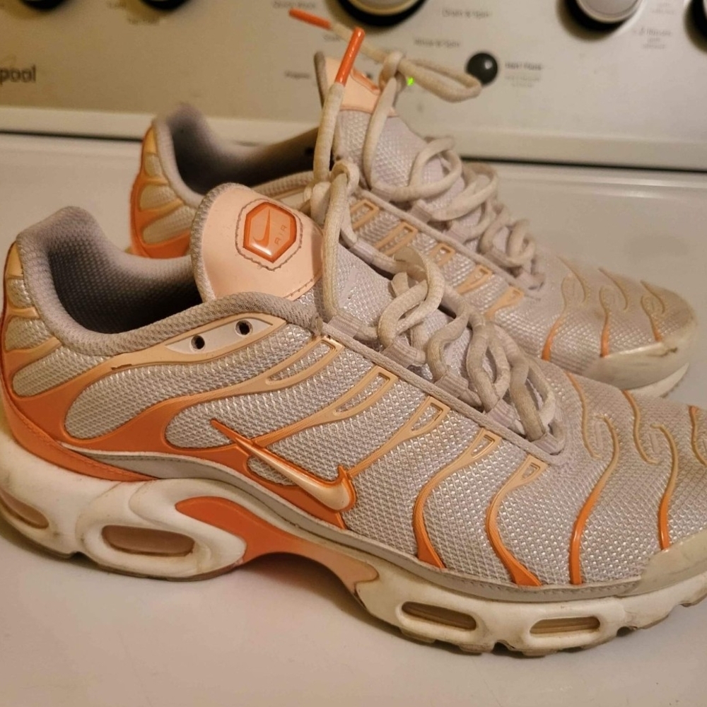 Nike Air Max Plus Sneakers in Gray and Orange